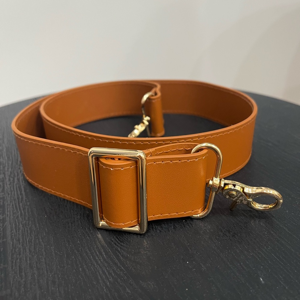Tan and Gold Toned Guitar Purse Strap - Picture 3 of 7